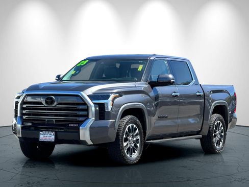 Used 2023 Toyota Tundra Limited AWD/4WD image 8