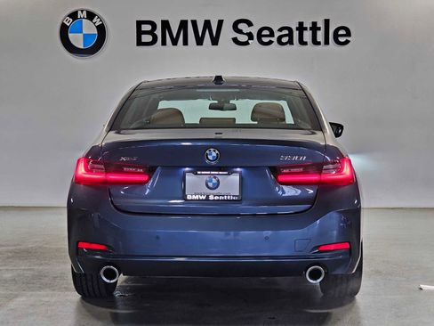 Used 2025 BMW 330i xDrive Sedan w/ M Sport Package image 4