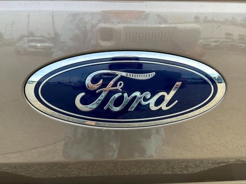 Certified 2018 Ford F150 XLT AWD/4WD image 33