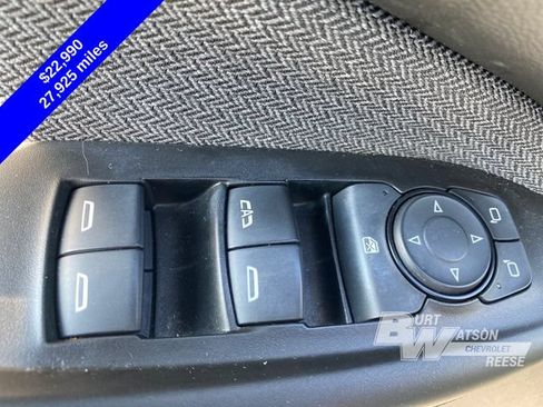 Used 2024 Chevrolet TrailBlazer LT w/ LT Cold Weather Package AWD/4WD image 16
