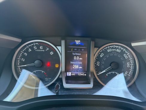 Used 2021 Toyota Tacoma SR5 image 10