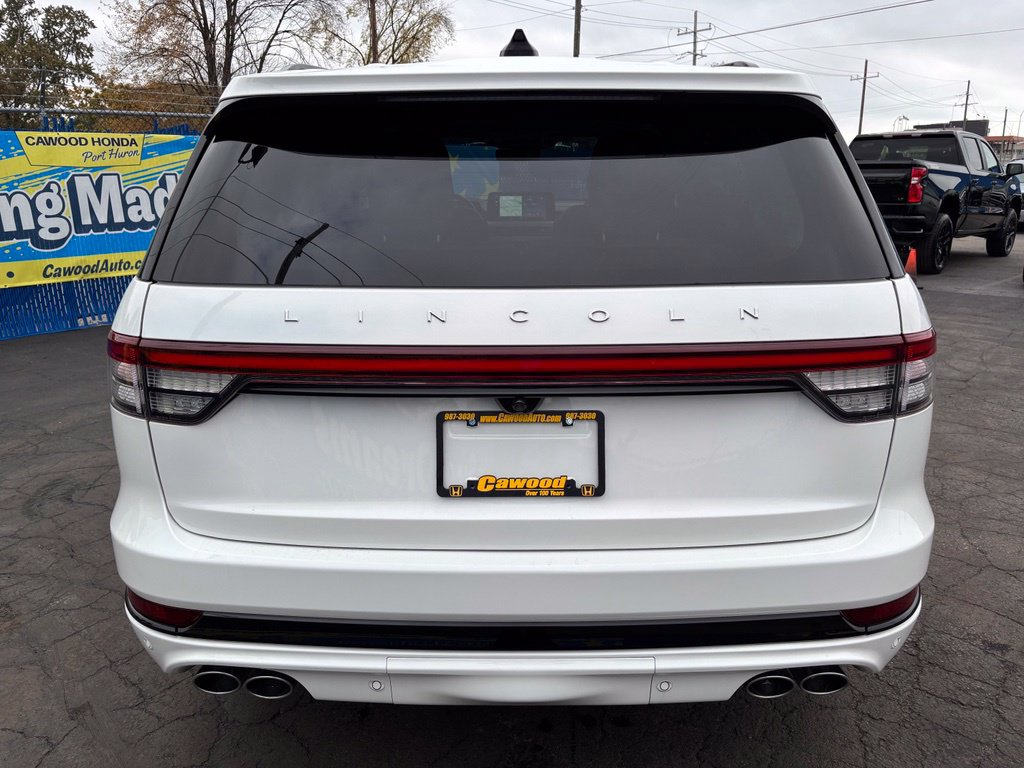 Used 2025 Lincoln Aviator Reserve w/ Equipment Group 201A AWD/4WD image 3