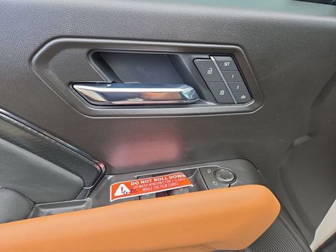 New 2026 GMC Canyon AT4 w/ Technology Plus Package AWD/4WD image 14