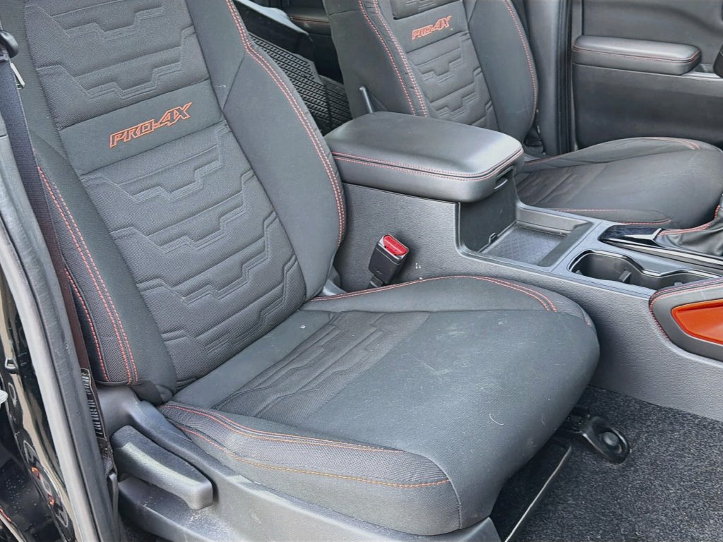 Used 2024 Nissan Frontier PRO-4X w/ Technology Package AWD/4WD image 31