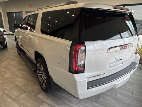 Used 2018 GMC Yukon XL Denali w/ Denali Ultimate Package image 5