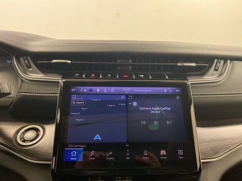 Used 2023 Jeep Grand Cherokee Limited w/ Black Appearance Package image 12