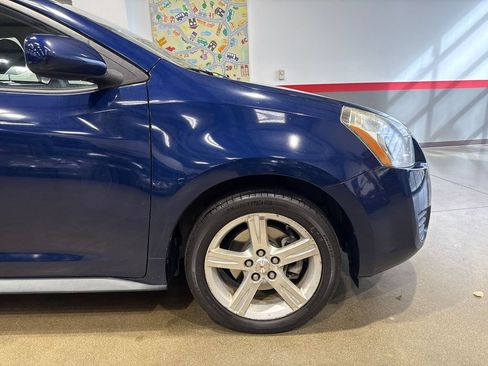 Used 2010 Pontiac Vibe AWD w/ Sun And Sound Package image 74