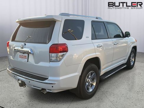 Used 2011 Toyota 4Runner 2WD image 6