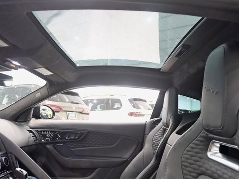 Used 2023 Jaguar F-TYPE R image 29