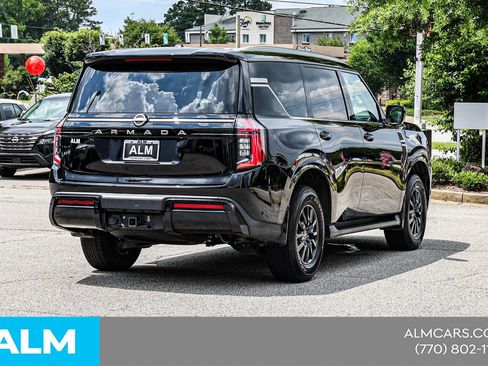 Used 2025 Nissan Armada SV AWD/4WD image 7