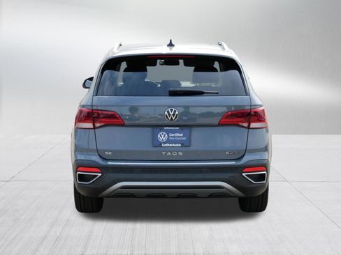 Certified 2022 Volkswagen Taos SE w/ Panoramic Sunroof Package AWD/4WD image 6
