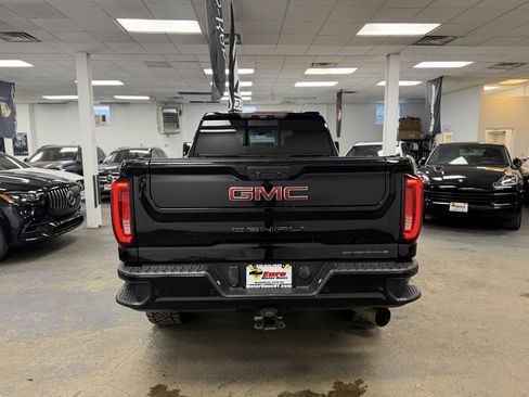 Used 2020 GMC Sierra 3500 Denali w/ Denali Ultimate Package AWD/4WD image 7