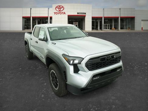 New 2026 Toyota Tacoma TRD Off-Road AWD/4WD image 5