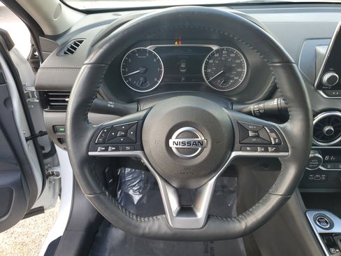 Certified 2022 Nissan Sentra SV w/ All-Weather Package image 16