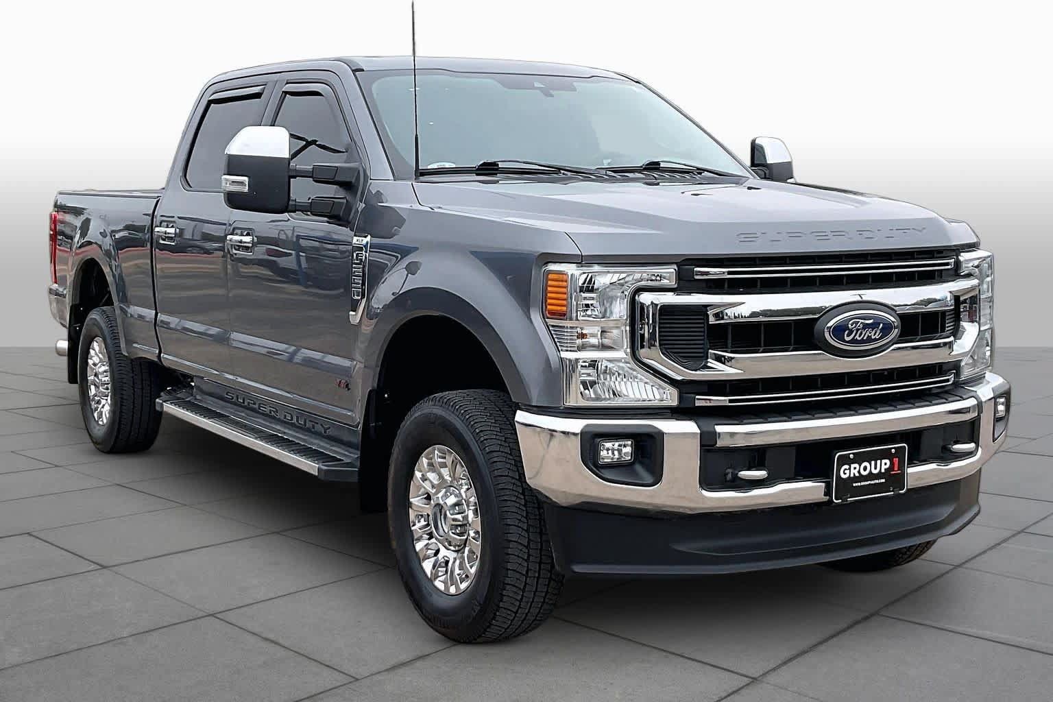 Used 2022 Ford F250 XLT w/ XLT Premium Package AWD/4WD image 3