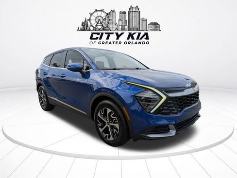 Certified 2025 Kia Sportage EX FWD image 8