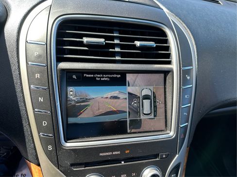 Used 2016 Lincoln MKX Reserve w/ Technology Package AWD/4WD image 16