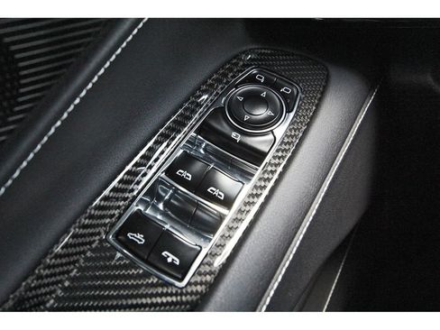 Used 2023 Chevrolet Corvette Stingray Preferred Conv w/ Z51 Performance Package RWD image 17