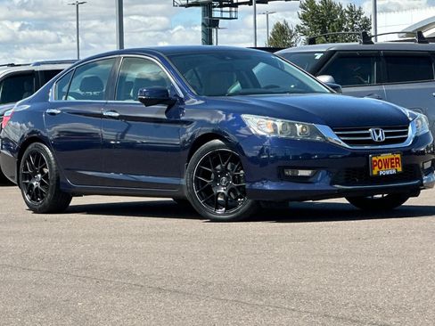 Used 2015 Honda Accord EX-L image 2