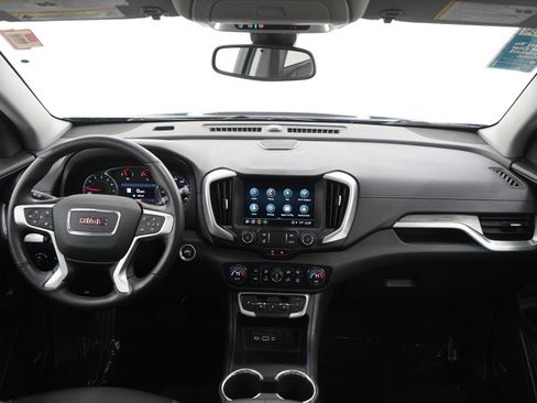 Used 2022 GMC Terrain SLT w/ Infotainment Package II AWD/4WD image 13