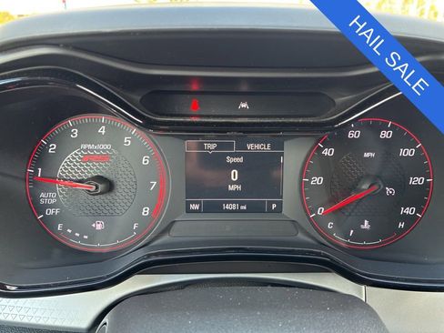 Used 2025 Chevrolet Trax RS w/ Driver Confidence Package FWD image 31
