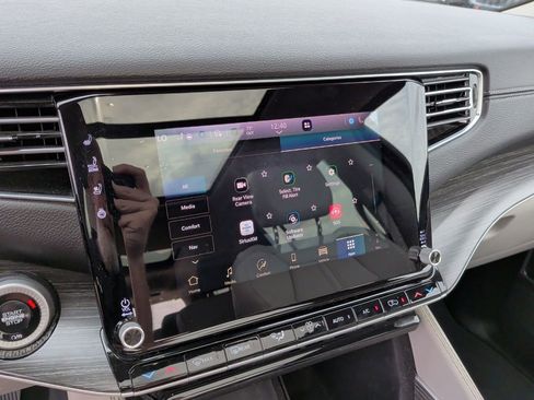 Used 2024 Jeep Wagoneer Series III w/ Premium Group I image 37