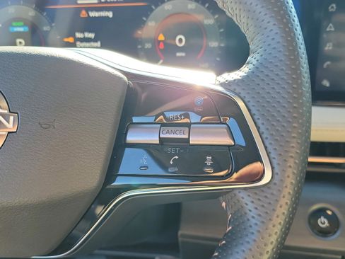 Used 2023 Nissan Ariya FWD image 21