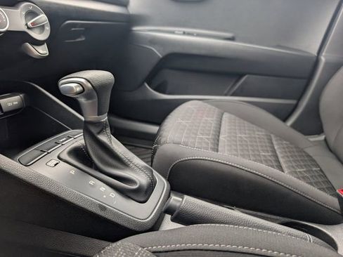 Used 2023 Kia Rio S FWD image 19