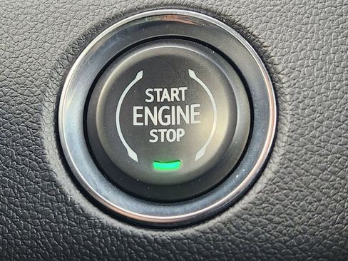Used 2025 GMC Acadia Elevation FWD image 20