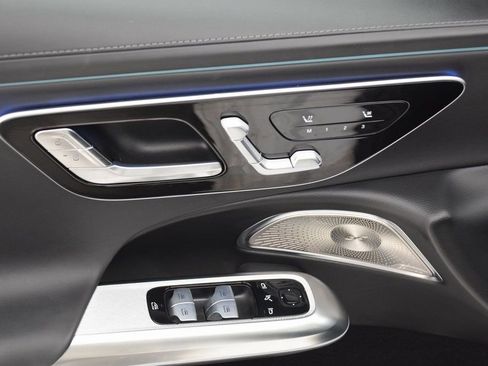 Used 2025 Mercedes-Benz E 53 AMG e 4MATIC Sedan image 21