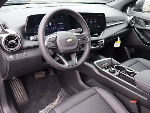 New 2026 Chevrolet Equinox LT w/ Convenience Package II image 6