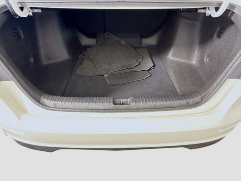 Used 2023 Honda Accord EX image 35