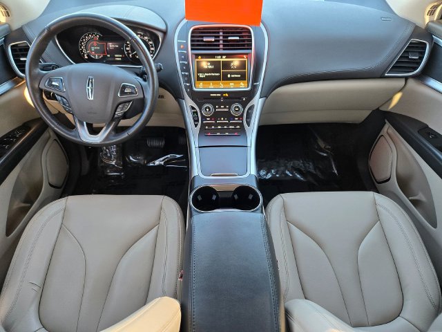 Used 2017 Lincoln MKX Premiere FWD image 8