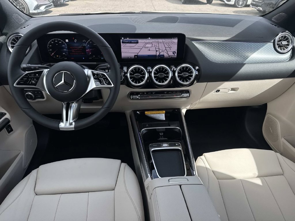 Used 2026 Mercedes-Benz GLA 250 image 7