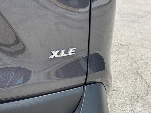 Used 2025 Toyota RAV4 XLE FWD image 7
