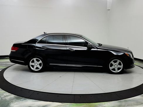 Used 2014 Mercedes-Benz E 350 Sedan image 4