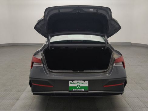 Used 2024 Hyundai Elantra SEL FWD image 29