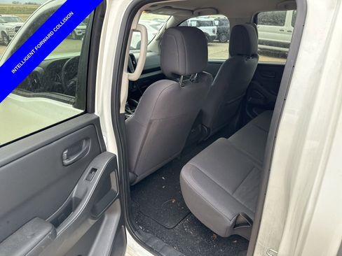 Used 2025 Nissan Frontier S image 8