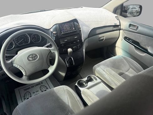 Used 2004 Toyota Sienna LE FWD image 17
