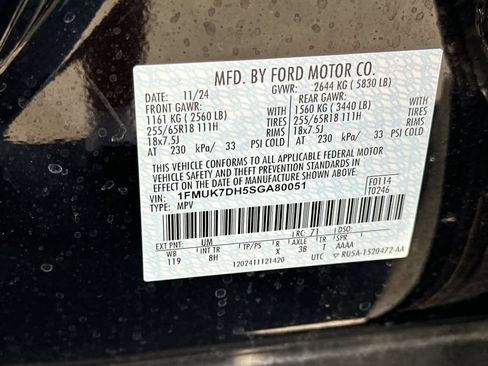 Certified 2025 Ford Explorer Active RWD image 30