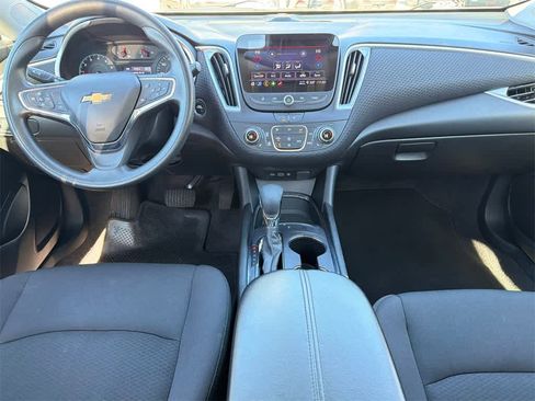 Used 2023 Chevrolet Malibu LT image 18