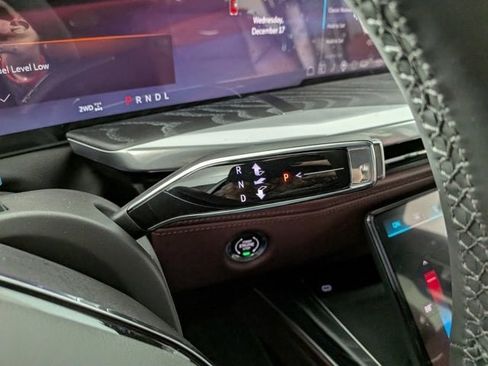 New 2026 Cadillac Escalade Luxury w/ Touring Package image 22