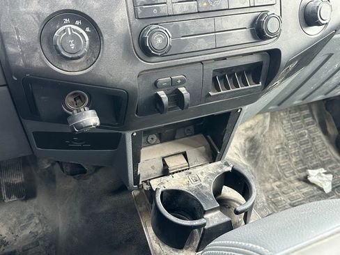 Used 2012 Ford F350 XL w/ Snow Plow Prep Pkg image 23