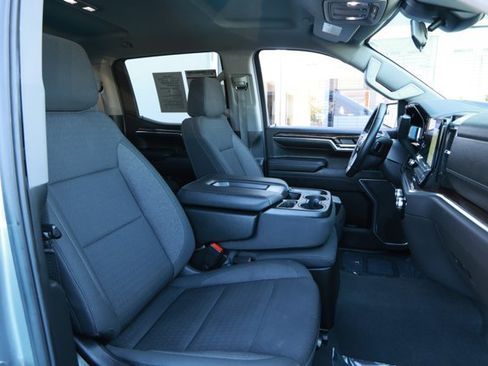 Used 2024 GMC Sierra 1500 Elevation image 28