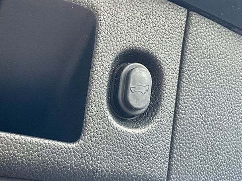 Used 2017 Chevrolet Tahoe Premier image 39