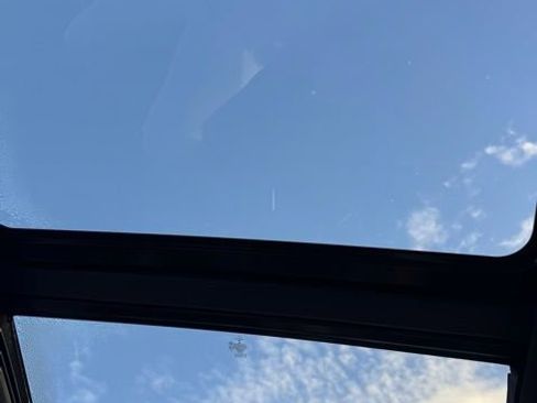 Used 2020 Ford F150 Raptor w/ Equipment Group 802A Luxury image 25