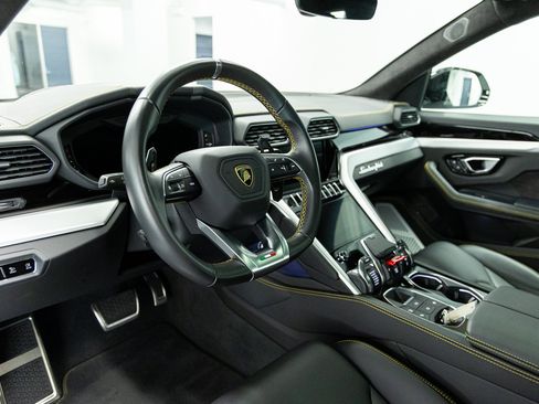 Used 2024 Lamborghini Urus S AWD/4WD image 26