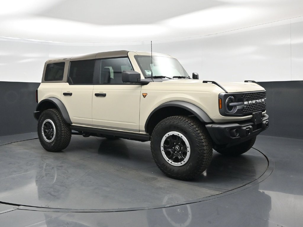 Used 2026 Ford Bronco Badlands AWD/4WD image 23