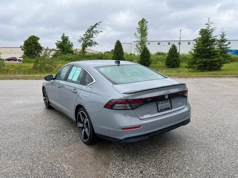 Used 2024 Honda Accord Sport image 7