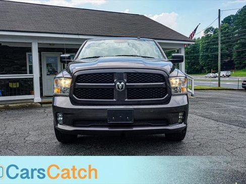 Used 2015 RAM 1500 Express RWD image 11
